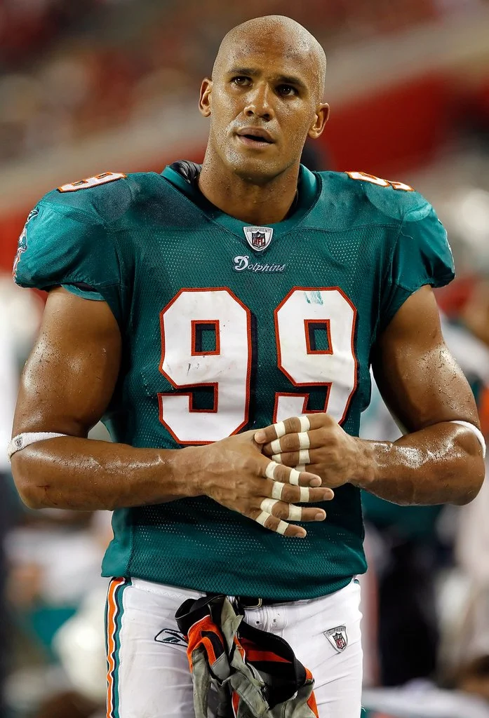 Jason Taylor Biography, love, affairs, breakup, girlfriend, wife, contact number, parents, jasontaylor, education & more.